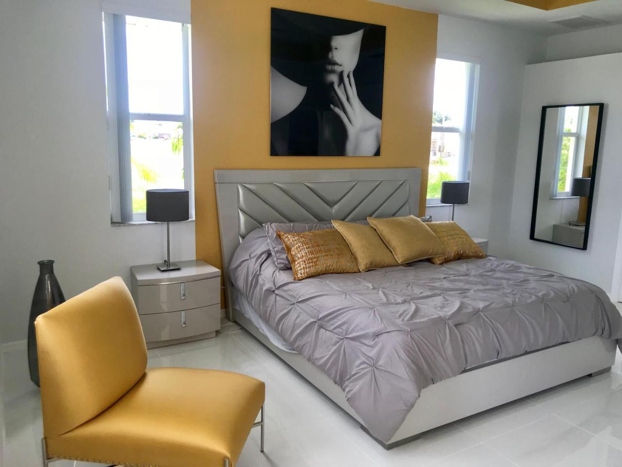 Villa Eyleen Cape Coral Bagian luar foto